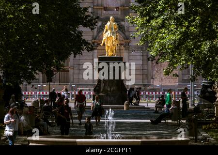 Goldener Reiter, August der starke als goldene Reiterstatue am Ende der Hauptstraße am Neustadter Markt Stockfoto