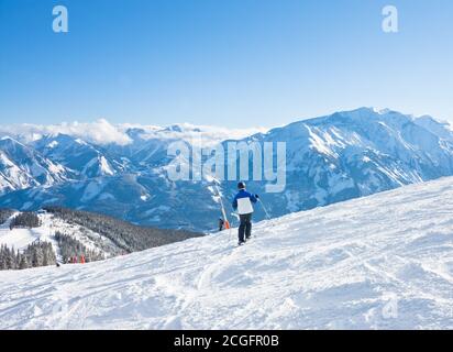 Skigebiet Zell am See, Österreichischen Alpen im Winter Stockfoto