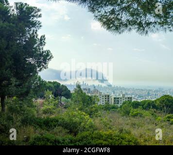 Beirut Zerstörung durch Explosion des Hafens von Beirut, August 4,2020: Beirut Downtown Stockfoto