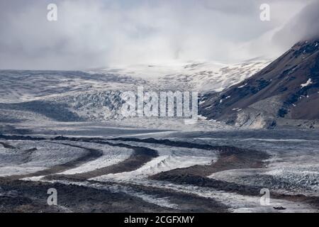 Lhasa. September 2020. Das Foto vom 10. September 2020 zeigt einen Gletscher im Baxoi County, südwestlich der Autonomen Region Tibet. Quelle: Purbu Zhaxi/Xinhua/Alamy Live News Stockfoto