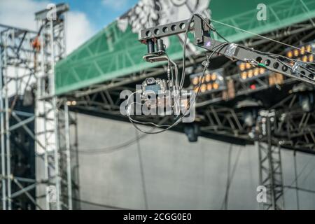 Vorbereitung auf die Dreharbeiten zum Konzert auf der Straße An einem sonnigen Tag Stockfoto