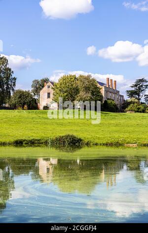 Maisemore Court Blick über den See im Severn Vale Dorf Maisemore, Gloucestershire UK Stockfoto