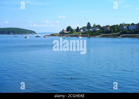 PORTLAND, ME -12 AUG 2020- Blick auf die Inseln in der Casco Bay, Portland, Maine, USA. Stockfoto