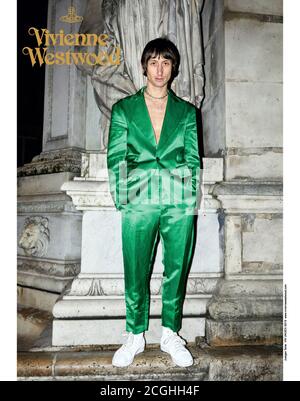 2010er Jahre UK Vivienne Westwood Magazin Anzeige Stockfoto