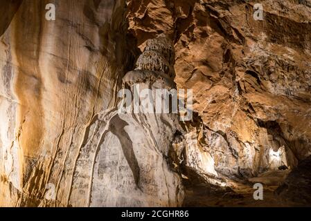 Frankreich, Ariege, Tarascon sur Ariege, Cave Lombrives. Stockfoto