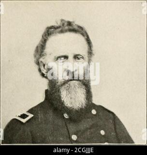 . Die fotografische Geschichte des Bürgerkriegs : Tausende von Szenen fotografiert 1861-65, mit Text von vielen Sonderbehörden . vm GENERAL PHILIP ST. GEORGE COOKE KOMMANDIERENDE. DER ERSTE GROSSE BUNDESKAVALLERIE-ANGRIFF DES BÜRGERKRIEGES war nicht der General Philip St. George Cooke und seine Kavallerie, Generalmajor Fitz-.John Porter und sein Stab würden den Luxus nicht genießen, der auf dem unteren Foto dargestellt ist, das neunzehn Tage nach der Schlacht von Gaines Mill aufgenommen wurde. Der tj^pical Old-timeVirginia Koch, und der angenehme Campingplatz am Ufer des Flusses, deuten wenig von der tödlichen Gefahr Th Stockfoto