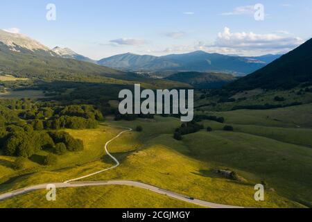 Luftaufnahme des san leonardo Passes in der majella Berggebiet abruzzen italien Stockfoto