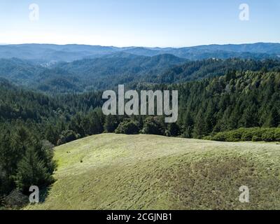 Übersicht VI - Luftaufnahme des Austin Creek State Recreation Area. Guerneville, Kalifornien, USA Stockfoto