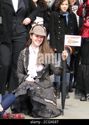 Save Undershaw Protest, der versucht hat, die ehemalige Heimat von Sir Arthur Conan Doyle, dem Autor der Sherlock Holmes Geschichten und vieles mehr auf Trafalgar Square, London, Großbritannien, zu retten Stockfoto