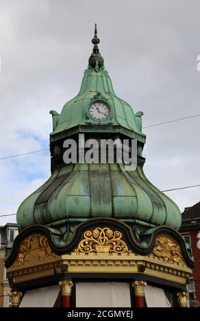 Historischer Kiosk im Kongens Nytorv in Kopenhagen Stockfoto