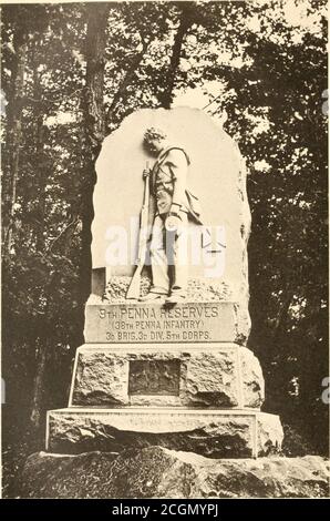 . Pennsylvania in Gettysburg. Zeremonien bei der Einweihung der Denkmäler errichtet durch das Commonwealth von Pennsylvania, um die Positionen der Pennsylvania Befehle in der Schlacht engagiert markieren. Größer als jede andere Schlacht, die wir jemals gekämpft; Wir blieben nur noch eine Handvoll zum Dienst übrig, und die Reserven wurden nach Washington befohlen und in der Nähe zu ruhen und zu rekrutieren, die Sechste wurde zur Fairfax Station geschickt, wo sie bis Juni 18fi3 wieder instand gehalten wurde, als sie wieder der Armee beitrat, dem Fünften Korps angehörte und auf diesem liistorischen Feld marschierte; Und hier, auf diesem Boden, WH(*rewe widmen dieses Denkmal, wir ein Stockfoto