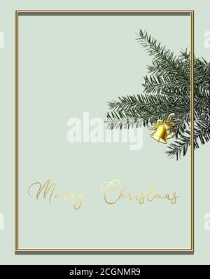 Minimalistisches Weihnachtsdesign mit goldfarbenen Glocken und Tannenzweigen auf pastellgrünem Hintergrund. Gold Text Frohe Weihnachten. 3D-Illustration Stockfoto