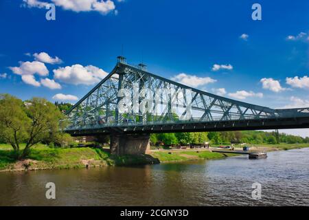 Ein Bild aus dem Blauen Wunder in Dresden Blaues Wunder Stockfoto