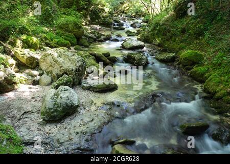 das tal des flusses orfento im Bergkomplex majella in den abruzzen italien Stockfoto