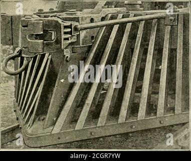 . Lokomotive Engineering: Eine praktische Zeitschrift für Eisenbahn-Triebkraft und Rollmaterial. BÜROS 66 Broadway NEW YORK941 The Rookery CHICAGO319 Commercial BIdgST. LOUIS Gould Coupler CO. WERKE Dampfschmiede BUFFALO, N. Y.formbar Eisen DEPEW, N. V.Cast Steel ANDERSON, IND.. KÄUFER FINDEN .% – Fortsetzung. Kurbelzapfen-Qages. M. C. Hammett, Troy, N. Y.Crank Pins. Cambria Iron Co., Philadelphia, Pa. B. M. Jones & Co., Boston, Mass. Krupp (T. Prosser & Son, New York).Bohrer. Cleveland Twist Drill Co., Cleveland, O. Standard Tool Co., Cleveland, O.Bohrmaschinen. J. T. Connellv, Milton, Pennsylvania Gould Stockfoto