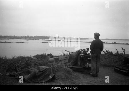 2. Weltkrieg Wehrmacht Luftwaffe Flugwehrkanone FLAK 30 2 cm / 20 mm - 2. Weltkrieg / 2. Weltkrieg Deutsche Luftwaffe Anti Aircraft Gun Flak 30 2cm / 20mm Stockfoto