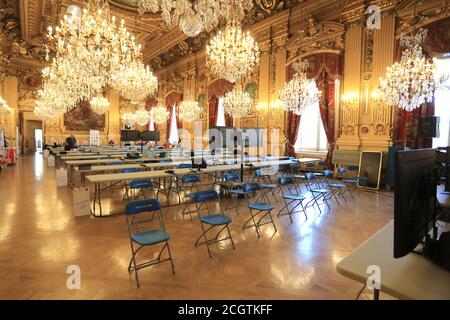 TOUR DE FRANCE - UCI Cycling World Tour Etappe 14. Clermont-Ferrand Lyon, Ziel am 12/09/2020 in Lyon, Frankreich. Medienzentrum im Rathaus von Lyon (Foto: Pierre Teyssot/ESPA-Images) Credit: European Sports Photo Agency/Alamy Live News Stockfoto