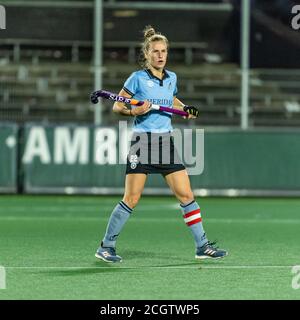 Amstelveen, Niederlande. September 2020. AMSTELVEEN, 09-09-2020, Hockey Dames Hoofdklasse, Seizoen 2020-201. Veranstaltungsort: Wagener Stadion. Loes Stijntjes während des Spiels Amsterdam - HGC. Kredit: Pro Shots/Alamy Live Nachrichten Stockfoto