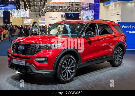 FRANKFURT, DEUTSCHLAND - SEP 11, 2019: Neues Plug-in-Hybridauto-Modell Ford Explorer auf der IAA 2019 in Frankfurt. Stockfoto