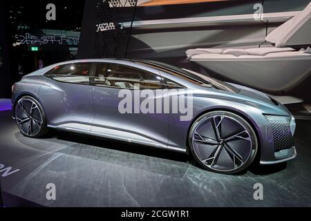 FRANKFURT, Deutschland - 11.September 2019: Audi AI CON autonomen Luxus Limousine auf der Frankfurter Automobilausstellung IAA 2019 präsentiert. Stockfoto