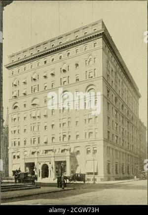 . Großraum New York illustriert . TEMPEL BETH-EL, HEBRÄISCH – Southeast Curuer Fifth Avenue und Seventy-Sixth Street. Brunner & Tkvon, Architekten. HOLLAND HOUSE – Southwest Corner Fifth Avenue und Thirstieth Street. Geo E. Harding & Gooch, Architekten. 145 Stockfoto