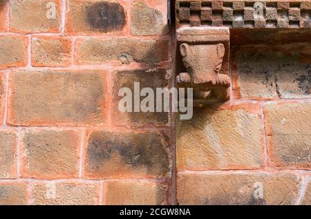 Details der Stiftskirche San Pedro de Teverga. Teverga Rathaus, im Naturpark Las Ubiñas-La Mesa. Asturien. Spanien.Europa Stockfoto