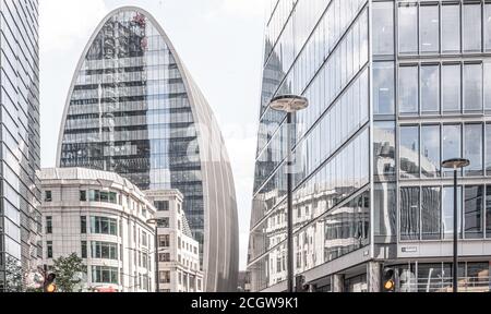 Gebäude der City of London. Low-Angle-Ansicht Stockfoto