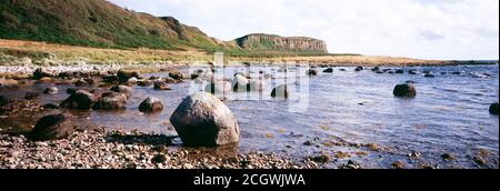 Drumadoon Point an der Westküste der Isle of Arran in der Nähe von Kings Cave. Stockfoto