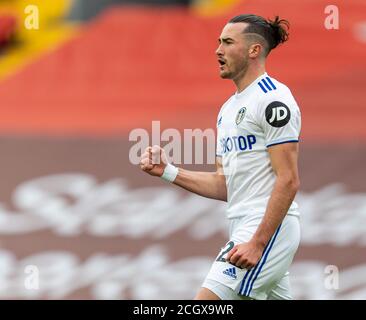 Liverpool. September 2020. Jack Harrison von Leeds United feiert, nachdem er beim Spiel der englischen Premier League zwischen dem FC Liverpool und dem FC Leeds United am Anfield in Liverpool, Großbritannien, am 12. September 2020 ein Tor erzielt hat. Quelle: Xinhua/Alamy Live News Stockfoto