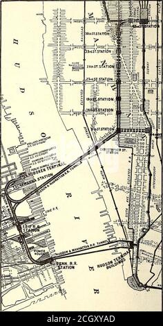 . Elektrische Eisenbahn Journal . auch eine Endstation auf der Südseite der Forty-Second Street zwischen Park Avenue und Lexington Avenue, gegenüber der GrandCentral Station. Diese Erweiterung wird voraussichtlich bis zum 1. Januar 1911 abgeschlossen und betriebsbereit sein. Auf der New Jersey-Seite des Flusses ist eine Verlängerung geplant, die unter der Fahrtstraße der Pennsyl-vania Railroad vom Bahnhof in Jersey City zur SummitAvenue folgen soll, wo die Gleise aus den Tunneln hervorgehen und auf der Eisenbahn rechts-of-way über die Wiesen nach Newark auflaufen. Es ist die ultimative Absicht, Züge von Newark OV zu betreiben Stockfoto