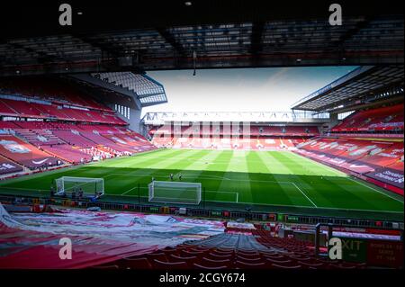 Allgemeine Innenansicht während der englischen Meisterschaft Premier League Fußballspiel zwischen Liverpool und Leeds United am 12. September 2020 in Anfield Stockfoto