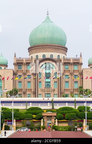 Zentrale Fassade des Perdana Putra in Putrajaya Malaysia Stockfoto