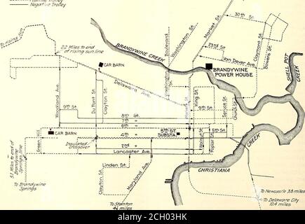 . Elektrische Eisenbahn Zeitschrift . 75 BrandywineSprings Legend600 V. Isolator1S0O V. IsolatorIsolierter Crossover ■ positiver Trolley ■ negativer Trolley. Zu BrandywineSprings nach Stanton44 Meilen .nach Newcastle 4 km/es {&lt; zu Delaware City10 km über, Original und unter, Gegenwart, Anordnung des drei-Draht-Verteilungssystems in Wilmington August 27, 1921 Electric Railway Journal 309 out on the line 24-in. Section Isolators were provided to separate positive and negative Trolleys. Shorterones wäre wahrscheinlich angemessen gewesen, aber die verwendet wurden in einem Hersteller Lager zu vernünftigen Preisen gefunden Stockfoto