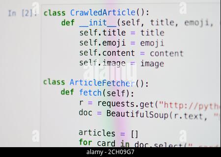 New york, USA - 13. September 2020: Code in Python 3 auf weißem Hintergrund in der Nahaufnahme des Computerbildschirms Stockfoto