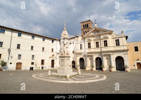 Italien, Rom, Isola Tiberina, Kirche San Bartolomeo all'Isola Stockfoto