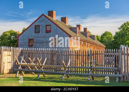 Augusta, Maine, USA im historischen Fort Western am Morgen. Stockfoto