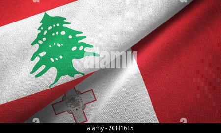Libanon und Malta zwei Flaggen Textiltuch, Stoff Textur Stockfoto