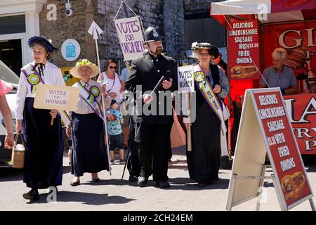 Straßenkarneval in Tideswell Derbyshire UK Stockfoto