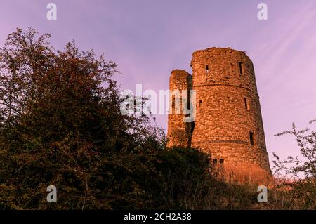 Hadleigh Castle bei Sonnenuntergang Stockfoto