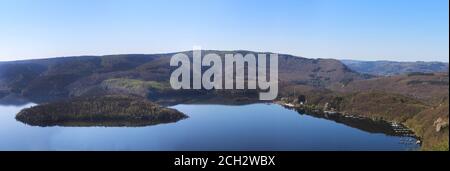 Luftpanorama auf dem Rursee, Deutschland Stockfoto