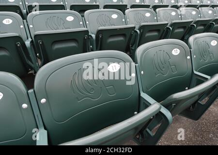 Cincinnati, OH, USA. September 2020. Sitze sind leer, bevor NFL Football Spiel Aktion zwischen den Los Angeles Chargers und den Cincinnati Bengals im Paul Brown Stadium am 13. September 2020 in Cincinnati, OH. Adam Lacy/CSM/Alamy Live News Stockfoto