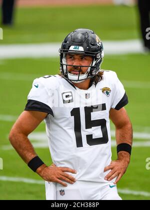 Jacksonville, FL, USA. September 2020. Jacksonville Jaguars Quarterback Gardner Minshew II (15) während des 1. Halbjahres NFL-Fußballspiels zwischen den Indianapolis Colts und den Jacksonville Jaguars im TIAA Bank Field in Jacksonville, FL. Romeo T Guzman/CSM/Alamy Live News Stockfoto