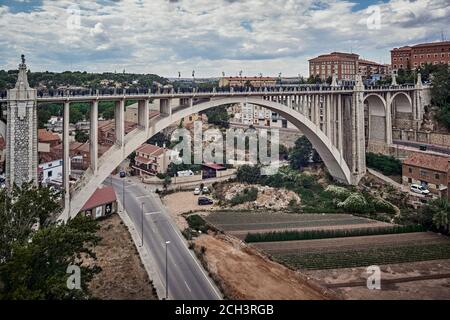 Das alte Viadukt von Teruel, ein wichtiges Ingenieurwerk des frühen 20. Jahrhunderts, Aragon, Spanien, Europa Stockfoto