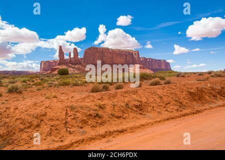 Roten Felsen des Monument Valley. Navajo Tribal Park Landschaft, Utah/Arizona, USA Stockfoto