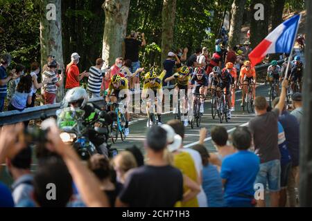 Am 12/09/2020, Tassin la Demi-Lune, Auvergne-Rhône-Alpes, Frankreich. 14. Etappe der Tour de France 2020 zwischen Clermont-Ferrand und Lyon. Stockfoto
