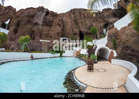 Nazareth, Lanzarote, Kanarische Inseln, Spanien - 15. Mai 2016 : Lagomar Haus - die innere Lagune Stockfoto