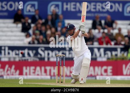 Englands Jonny Bairstow Fledermäuse während des Tages einer der 1. Investec Test in Headingley, Leeds. Stockfoto