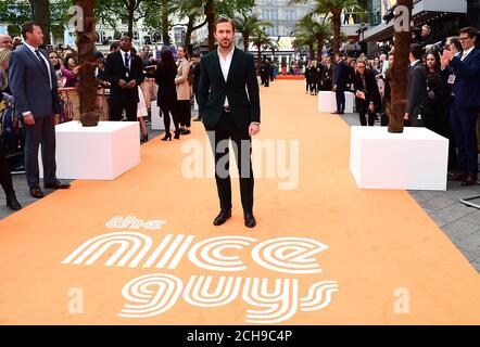 Ryan Gosling bei der Premiere von Nice Guys UK im Odeon-Kino, Leicester Square, London. DRÜCKEN Sie VERBANDSFOTO. Bilddatum: Montag 19. Mai 2016. Bildnachweis sollte lauten: Ian West/PA Wire Stockfoto