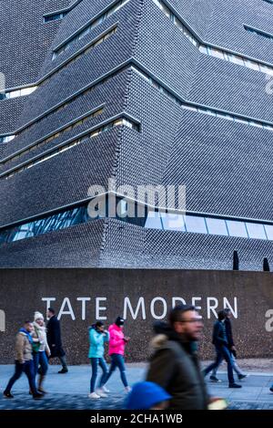 Tate modernes Gebäude, London, Großbritannien Stockfoto