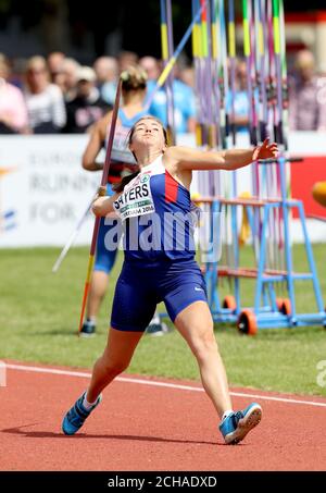 Die britische Goldie Sayers tritt am zweiten Tag der Europameisterschaft der Leichtathletik 2016 im Olympiastadion in Amsterdam beim Damen-Javelin-Qualifying an. DRÜCKEN SIE VERBANDSFOTO. Bilddatum: Donnerstag, 7. Juli 2016. Siehe PA Story ATHLETICS European. Bildnachweis sollte lauten: Martin Rickett/PA Wire. Weitere Informationen erhalten Sie unter der Nummer 44 (0)1158 447447. Stockfoto